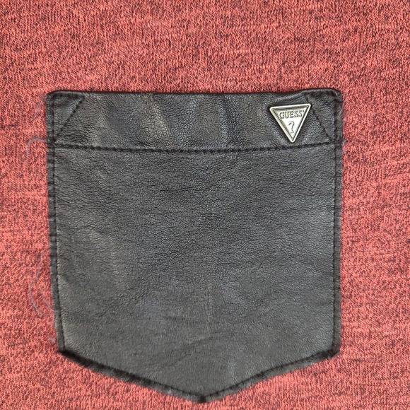 Guess Polo Shirt Mens Large Red Heathered Faux Leather Pocket Collared V-Neck - Picture 3 of 13